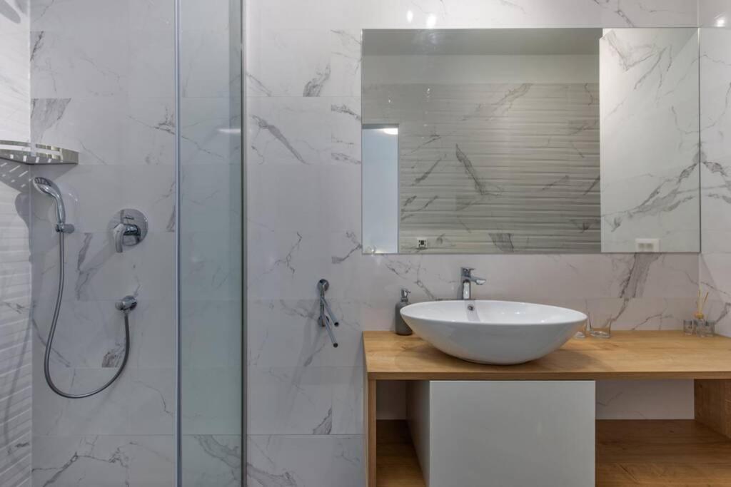 Villa Aurus - Luxury 5 Bedroom Vir Kültér fotó